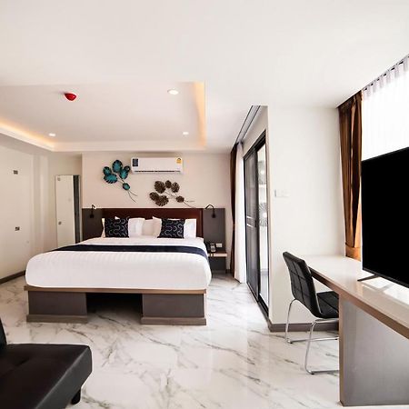 Hotel Ongkara Near Bts Thonglor Bangkok Esterno foto