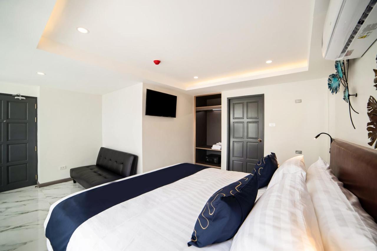 Hotel Ongkara Near Bts Thonglor Bangkok Esterno foto