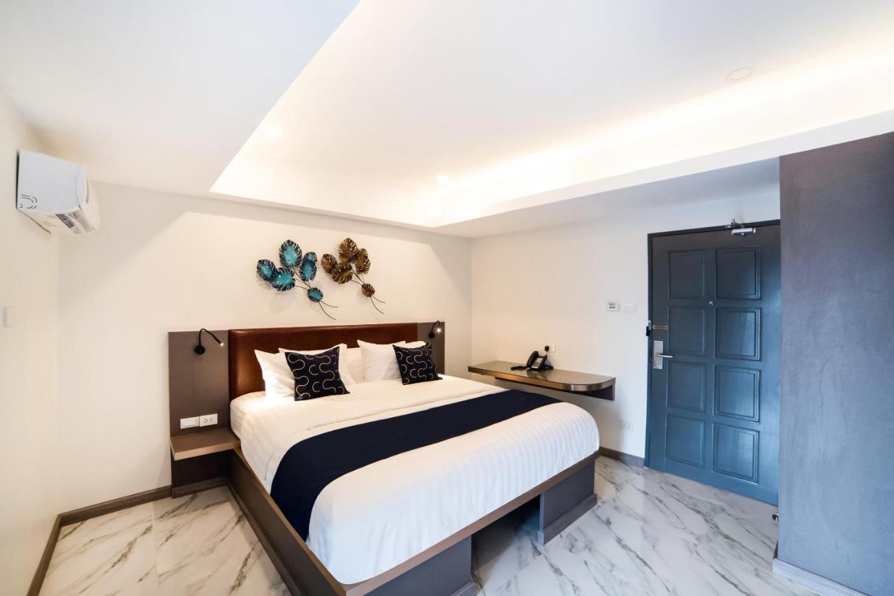 Hotel Ongkara Near Bts Thonglor Bangkok Esterno foto