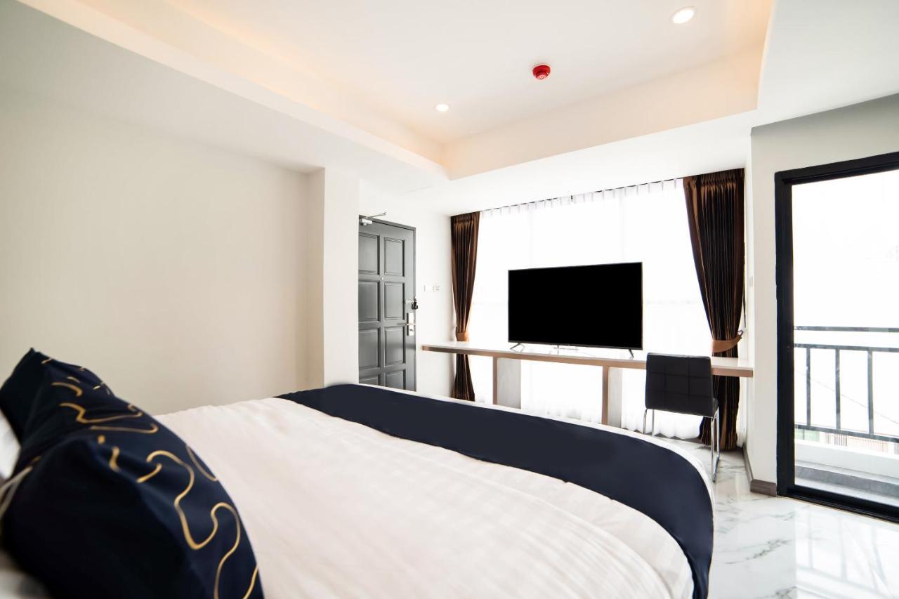 Hotel Ongkara Near Bts Thonglor Bangkok Esterno foto